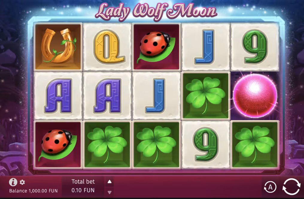 Lady Wolf Moon spielen